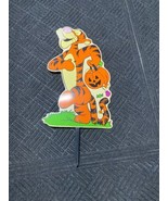 Vintage 2001 Yard Art Impact Plastics Yard Stake Halloween Tigger - $22.92