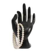2 Vintage Faux Pearl Bracelets with Gold Tone Metal Clasps 8 Inches Long - $214.58 MXN