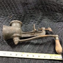 Vintage NORVELL-SHAPLEIGH #72 Hand Crank Meat Grinder Estate Find - $14.85