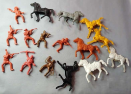 Cowboys and Indians Western Plastic Horses &amp; Riders 1950s vintage Lot - £17.07 GBP