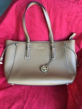 Michael Kors Voyager Crossgrain Leather Shoulder Bag/Tote iPad Pocket 30... - $64.35
