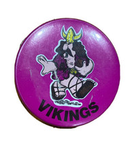 RARE 1972 Minnesota Vikings Norse Mascot 2.25&quot; Button Pin Nice! - £11.55 GBP