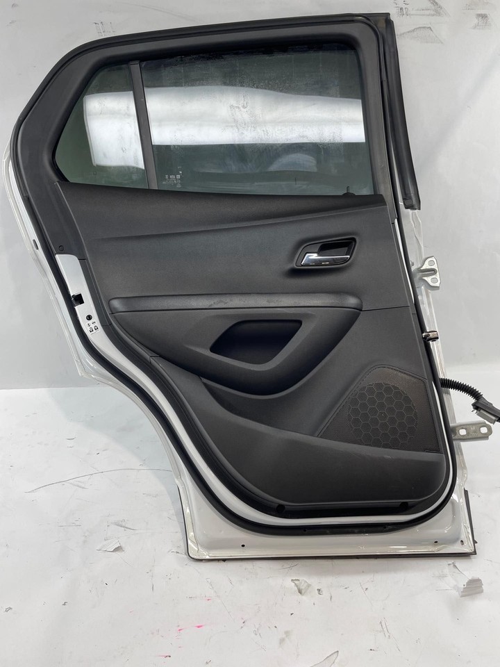 2013-2022 Chevy Trax LS LH Passenger Rear Door Assembly Panel & Glass Scratch Item image 10