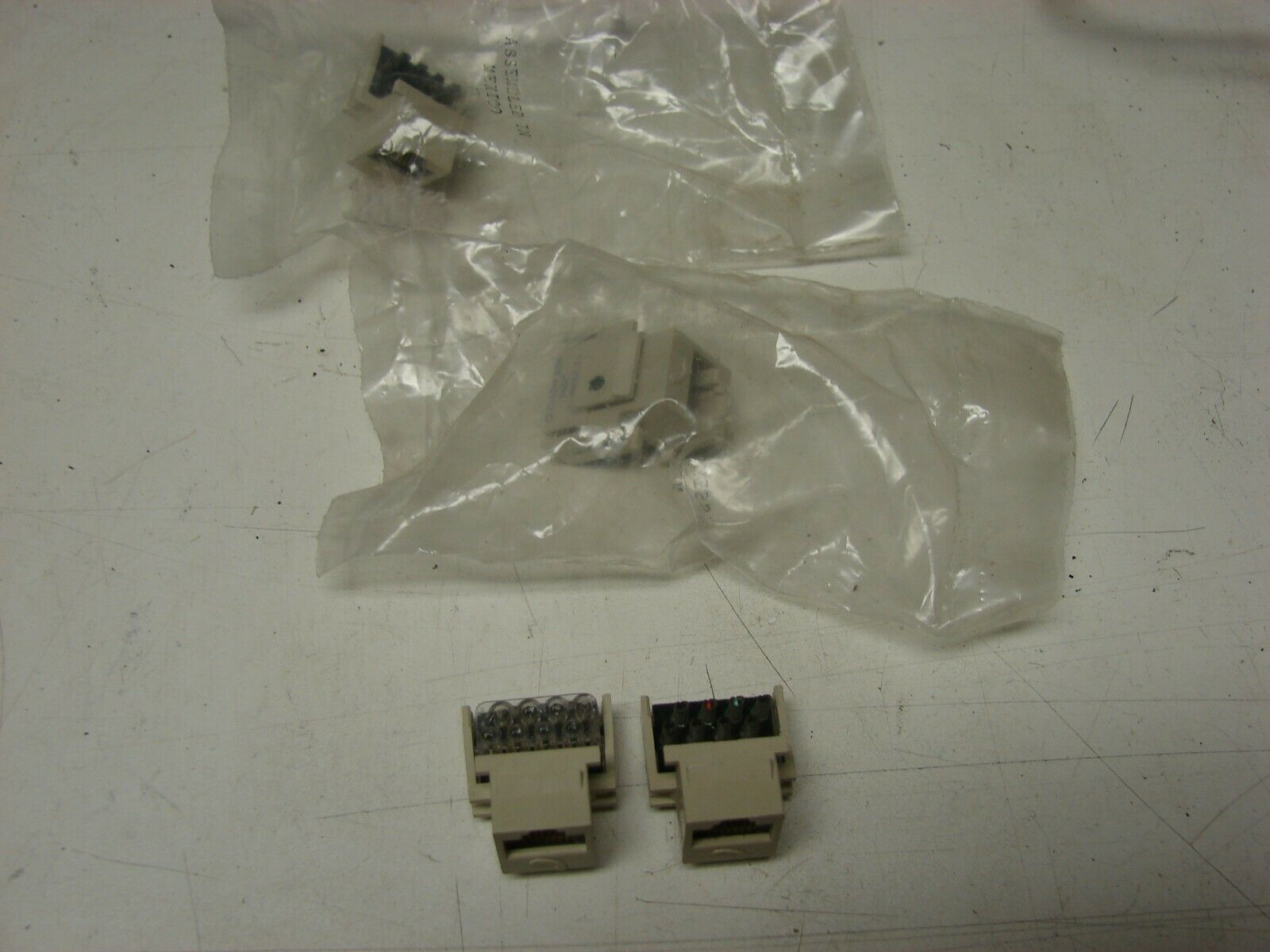DEC keystone cat 5 inserts H3112A lot of 4 - $8.91