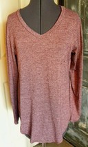 Rue 21 Women&#39;s Size M Red Heather Long Sleeve Top With Split Sides - £6.70 GBP