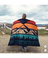 Below Zero Blanket Multicolor Wearable Hood Water-Resistant Camping Sports - $77.34 CAD