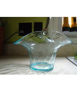 Bride&#39;s Basket in Aqua Glass with metal handle - $5,973.22 MXN