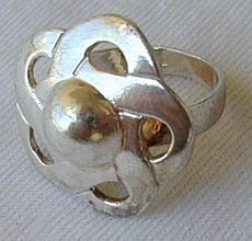 Shiny Silver flower ring
