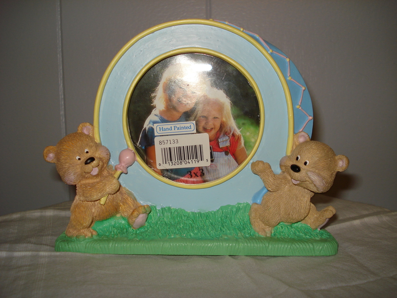 Burnes for Kids Round Picture Frame Teddy Bears 3 by 3 w/Box - $15.00