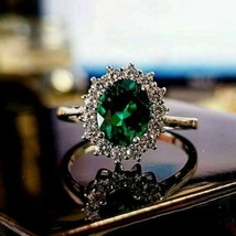 3Ct Labor Erstellt Grün Smaragd Diamant Halo Verlobungsring 14K Weiß Vergoldet - £96.32 GBP