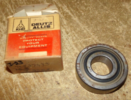 deutz-allis oem #70527933,#Z9905 bearing in the box new - $15.83