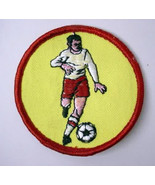 round SOCCER PLAYER vintage jacket patch mint - £6.38 GBP