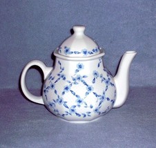 Toscany Collection Blue and White Floral Teapot w/ Lid - £11.79 GBP