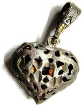 Detailed Puff Heart Pendant Charm Necklace Patina Vintage Sterling Silver 925 - £26.02 GBP