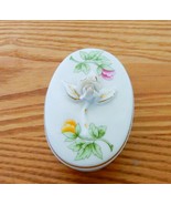 Hollohaza Hungary lidded porcelain trinket box with floral pattern - $279.47 MXN