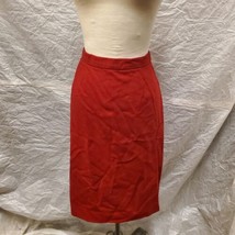 Women&#39;s Red Knee Length Zip Skirt, Size 16 - £27.24 GBP