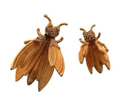 Vtg Pair of  Hattie Carnegie Gold Tone Insect Cicada Trembler Bug Brooches - $174.99