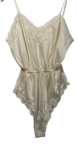 Barbizon Vintage Bodysuit Lace Satin Lingerie Negligee Ivory Embroidered... - $29.69