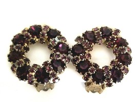 Vintage Weiss Lilac Purple Rhinestone Wreath Gold Tone Clip On Earrings Signed - £22.93 GBP