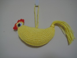 Vintage Easter Henn Ornament crochet 3&quot;x2&quot; - $12.95