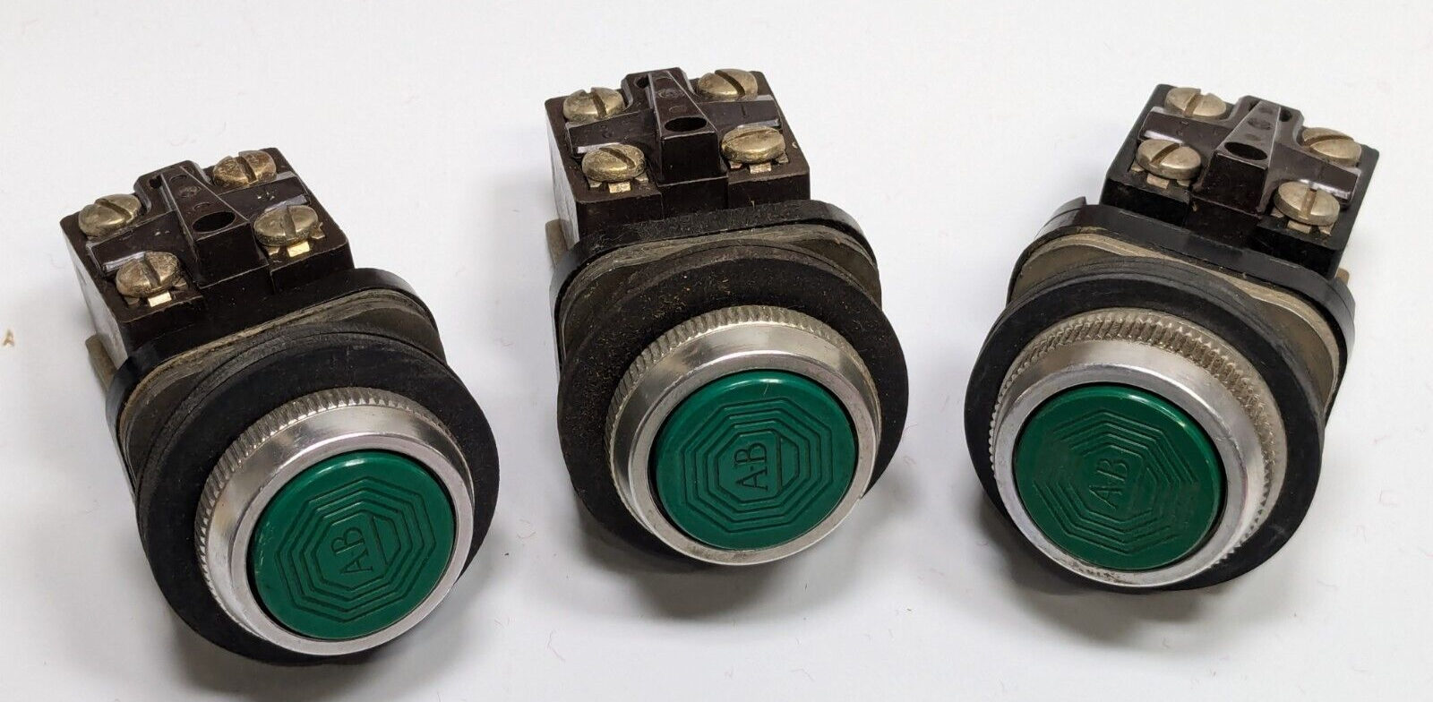 Lot of 3 Vintage Allen-Bradley 800T-A1M Green Flush Head Push Button Swi... - $59.39