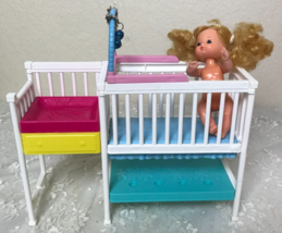 1976 Mattel Kelly Toddler Doll 5&quot; with Crib Changing Table Combo - $9.59