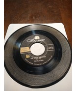 The Platters 45RPM 1955 Hit The Great Pretender/I&#39;m Just A Dancing Partner - $131.52 MXN