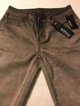 Buffalo Women&#39;s Jeans Faith Black Spray Stretch Ankle Size 26 X 29 NWT $108 - $39.60