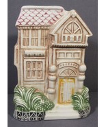 Vase Victorian House Ceramic 4&quot; x 4.5&quot; Ivory &amp; Green Raised Pattern Unique. - $15.77