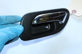 2001-2006 ACURA MDX REAR LEFT SIDE INTERIOR BACKDOOR DOOR HANDLE J689 image 6