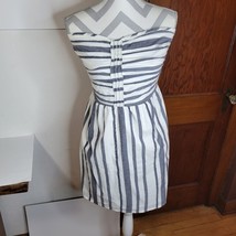 Womans Gap Strapless Cotton Blue Gray/white Striped short Dress Size Small Lined - £14.70 GBP
