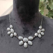Women&#39;s Vintage Gray/Silver Tone Statement Fashion Collar Necklace - £19.98 GBP