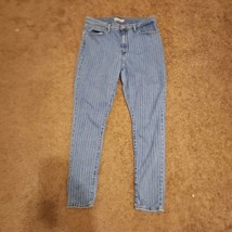 Levi&#39;s 721 high rise skinny size 33 pinstripe blue jeans - $24.75