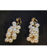 * Pearl Clip On Earrings Vintage Jewels by Park Lane - $18.50