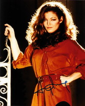 Amy Irving Signed 8X10 w/COA and Signing Photo - £58.66 GBP