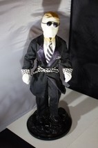 The Invisible Man Universal Monsters Action Figure Hasbro 1998 Claude Rains - £7.71 GBP