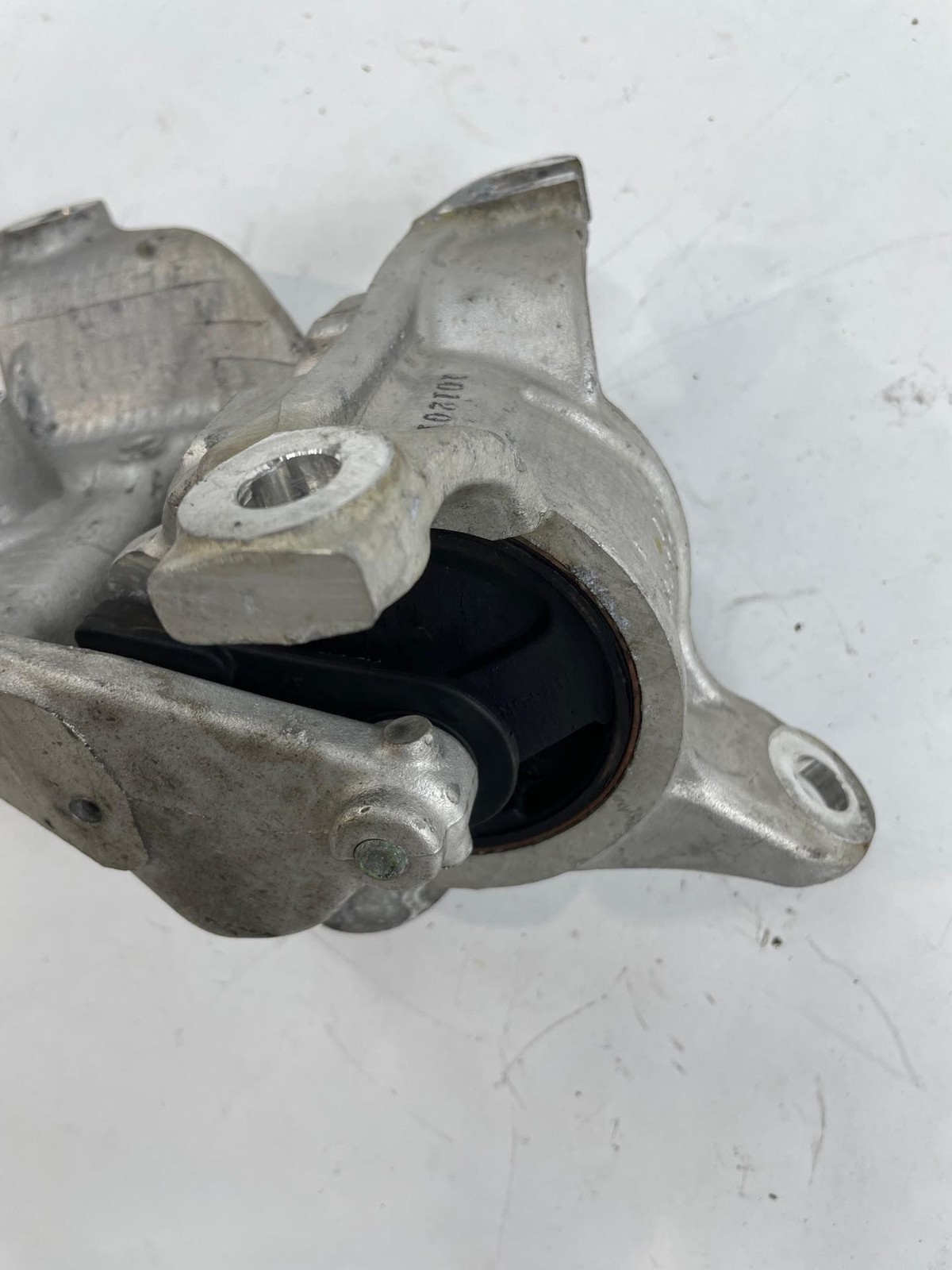 2011 Honda Fit Sport LH Driver Transmission Frame Mount And Trans Bracket OEM Item image 5