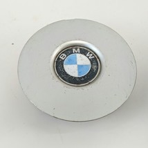 BMW 1178728 1989-1895 525i 530i 540i 7 inch Silver Center Cap w Emblem OEM Used - £18.33 GBP
