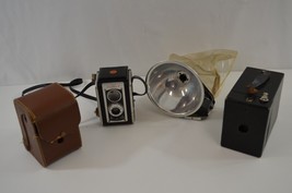 Vintage Camera Lot Kodak DuaFlex II w Flasholder Rainbow Hawkeye No 2 Model G - $48.19