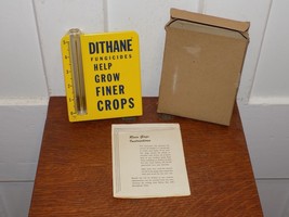 Vintage Dithane Fungicides Grow Finer Crops Yellow Metal Rain Gage in Box - $1,199.48 MXN