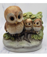 Mother and Two Chicks on Forest Log 4 Inch Ceramic Owl Figurine - €8,53 EUR