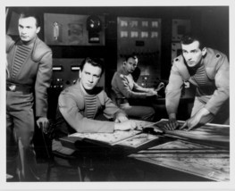 1956‘s FORBIDDEN PLANET ships crewmen looking for landmarks b/w 8x10 scene - €4,73 EUR