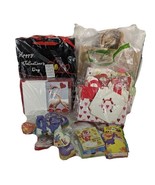 Valentine Day Cards Kids Adults Gift Bags Christmas Holiday Lot - $39.74