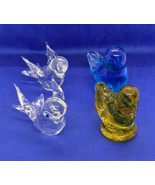 Vintage 2 Unmarked Clear Art  &amp; 2 Colored Phoenix Studios Glass Bird Fig... - $19.80
