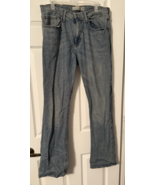 Wrangler Originals  Relaxed Straight  Flex Jeans Light Wash Blue 34 X 32 - $26.71