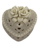 SHIAH YIH Valentines White Heart Rose Flower Pierced Unglazed Trinket Box - $92.66 MXN