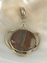 Estate Large Browns Tan &amp; Gray Oval Stone in Silvertone Frame Pendant – marked - £9.74 GBP