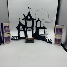 Hallmark 1300 Old Oak Road Haunted House by Hallmark with 4 Ornaments 2003-works - £39.28 GBP