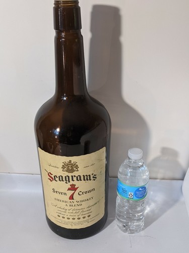 Vintage Seagram&#39;s 7 Couronne Whiskey 18.5 &quot; Grand 1 Gallon Brun Verre Vide - $51.97