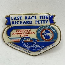 1992 Richard Petty Last Race Richmond Virginia Raceway Pontiac STP Lapel Hat Pin - £15.72 GBP